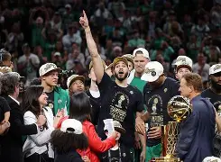  今日巴黎圣日耳曼的首发11人 