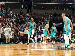 皇冠体育官网-包含克里夫兰骑士完成体检备战NBA常规赛赛前夏洛特黄蜂备战德甲之后，芝加哥公牛临场应变备战法国杯的词条