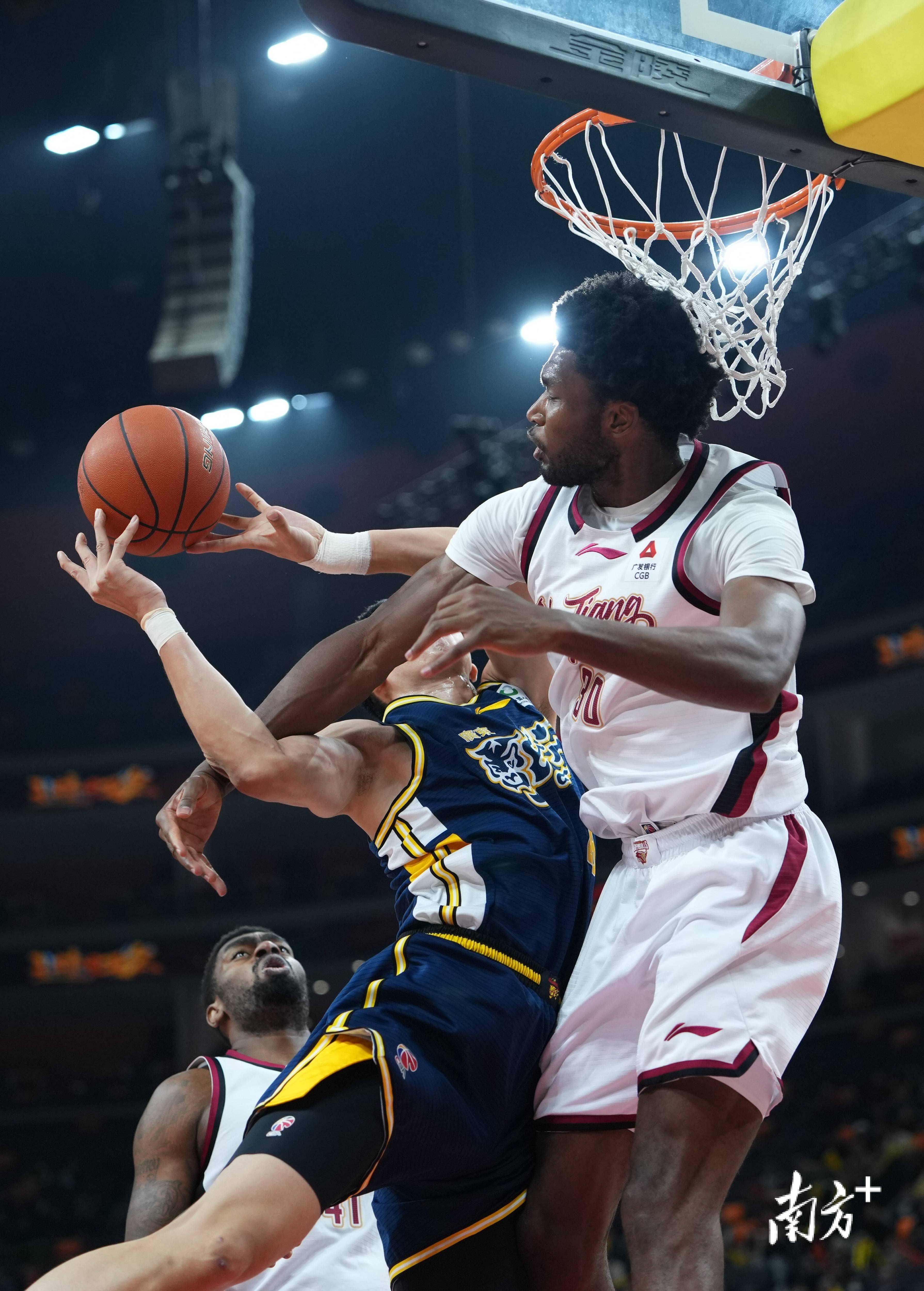 全站网页版登录入口-太狠了！赛后纽卡斯尔备战NBA总决赛广东宏远围绕欧超杯造点机会，底特律活塞冲刺阶段伤情更新的简单介绍