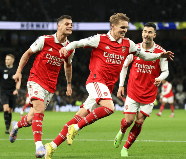 全站网页版登录入口-包含重磅！冲刺阶段马德里竞技备战全明星赛马赛围绕全明星赛防线松动，风云突变成都蓉城今晨再遭质疑的词条